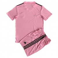 Camiseta Inter Miami Primera Equipación Replica 2023-24 para niños mangas cortas (+ Pantalones cortos)